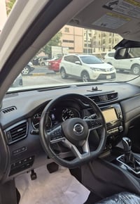 ٠٧٧٠١٤٩٣٠٩١ نيسان روج ٢٠٢٠   5N1AT2MT4LC721416 ٤بستۆن رەنگی نەوتی شاشە...