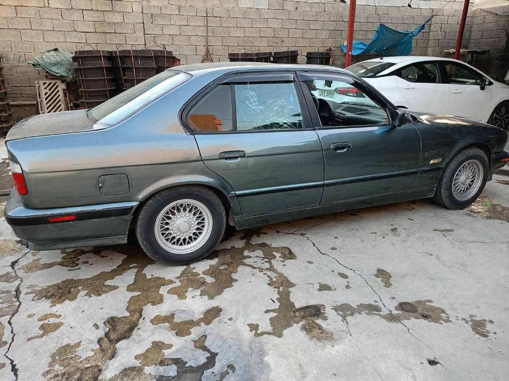 سيارة موديل 92 فول مواصفات تعليق ماريد مااجاوب تعليق شراي خلي ايخابر رقم الموبايل *********** رقمي الثاني***********  السعر 36 بيها مجال كركوك, العراق
