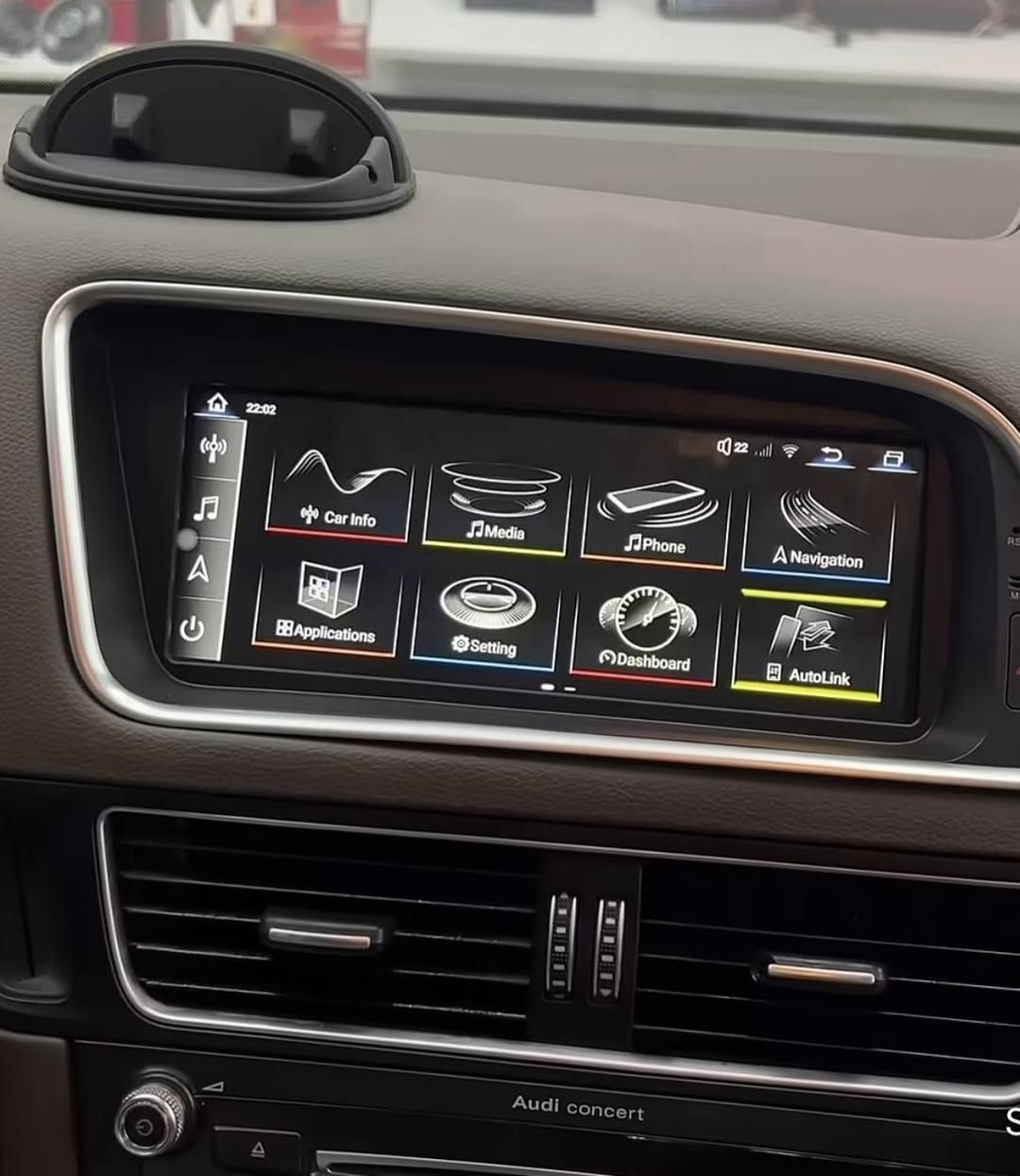 أودي Q5 ٢٠٠٩–٢٠١٧ • شاشة ٨.٩ إنچ • CarPlay لاسلكي