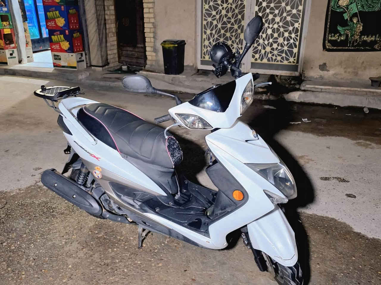 السلام عليكم مكلف بالنشر
سكنس LD كرستال أبيض 🤍

سرعة 140، والدراجة بحالة ممتازة وما بيها أي ضربة أو حادث، مكفولة بالكامل، والمكينة كفالة عامة وتشتغل بدون أي ملاحظات.

✅ أوراقها كاملة
✅ باسم صاحب الدراجة
✅ استعمال نظيف جدًا
مكاني بغداد 
للمهتمين والاستفسار، التواصل على الخاص او الاتصال على الرقم ***********
