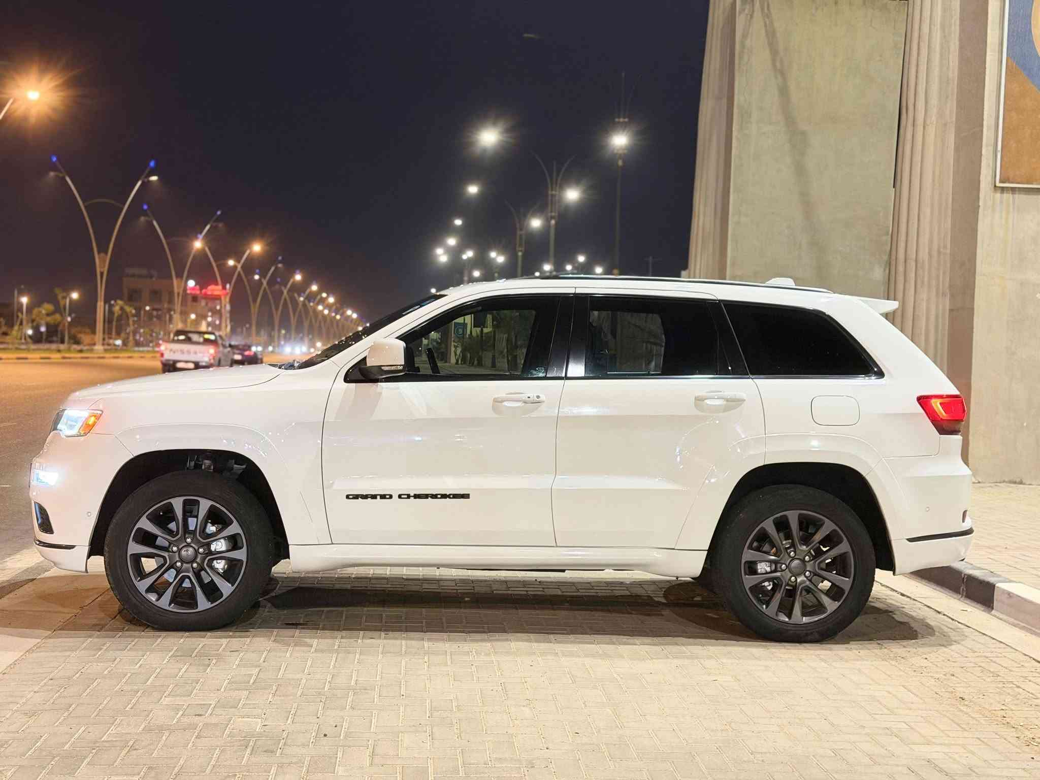 شيروكي ٢٠١٨ • فول 4×4 • مكينة ٣٦٠٠