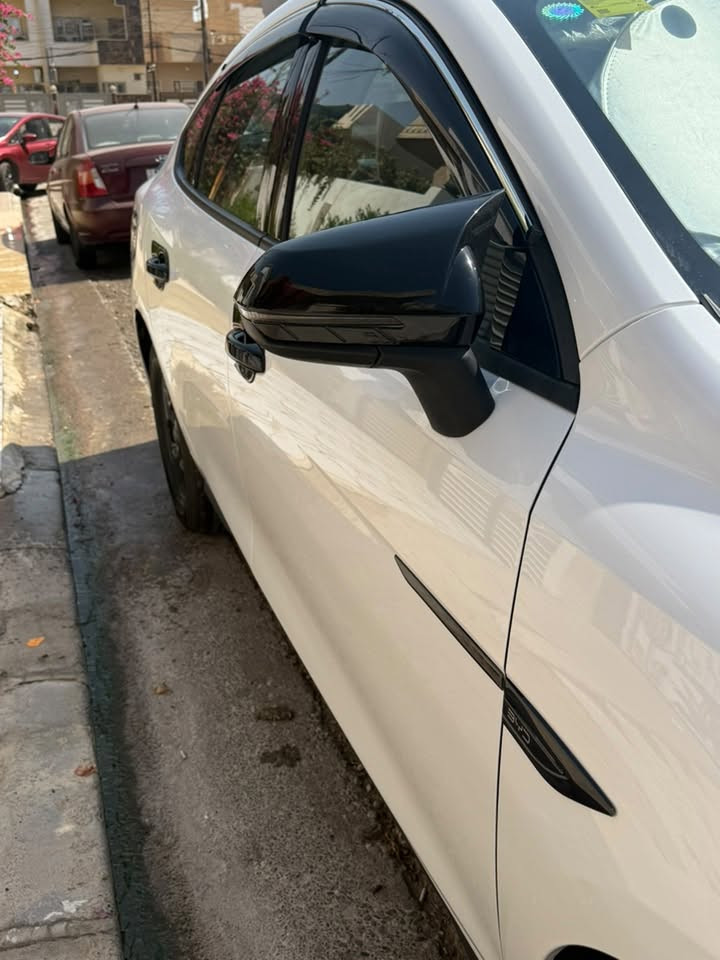 Byd seal 05
كير تعليق بطاريه ١٢٨ كيلو 

موصفاتها نفس موصفات النص فول 

رقم نينوى وبيها كوبون الكتروني 

ماشيه HEV ٣ الف 

والكلي ١٢ الف 

بيها بس شخطه بالباب موضحه بالصوره  ..

السياره محدثه باخر التحديثات ومفعل بيها الدود لانشر وتنبهات باللغة العربية وكامله مكمله من كل النواحي 

السعر ٢٥ مليون ..

للتوصل واتساب على الرقم ***********
