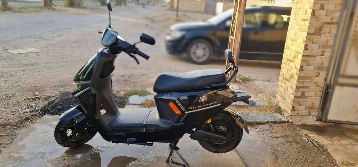 موطور شحن للبيع سعر 1300 بي مجال
