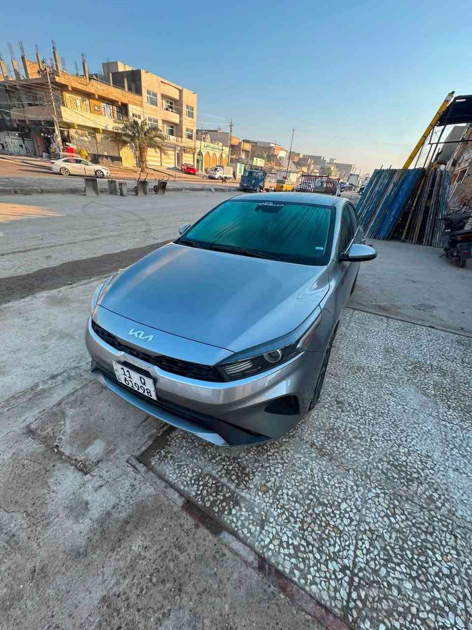 السلام عليكم

فورتي 2023للبيع 

مكفوله عده الجاملغ الامامي مصبوغ نفسه صوره الحادث بلمنشور

بدون تبديل بدون ارباك 

حتى الدعاميات 

مواصفات LX 

شاشه كامره 

تحكم ستيرن فول 

رادار امامي 

قياده ذاتيه 

توقف ذاتي 

منضومه غاز جديده

سياره جاهزه للخير 

رقم بغداد تحويل ثاني يوم 

مكان السياره  بغداد الامين

***********للستفسار
