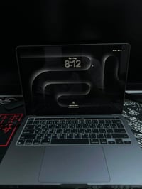 ماك بوك برو ٢٠٢٠ • رام ١٦GB • تاج بار