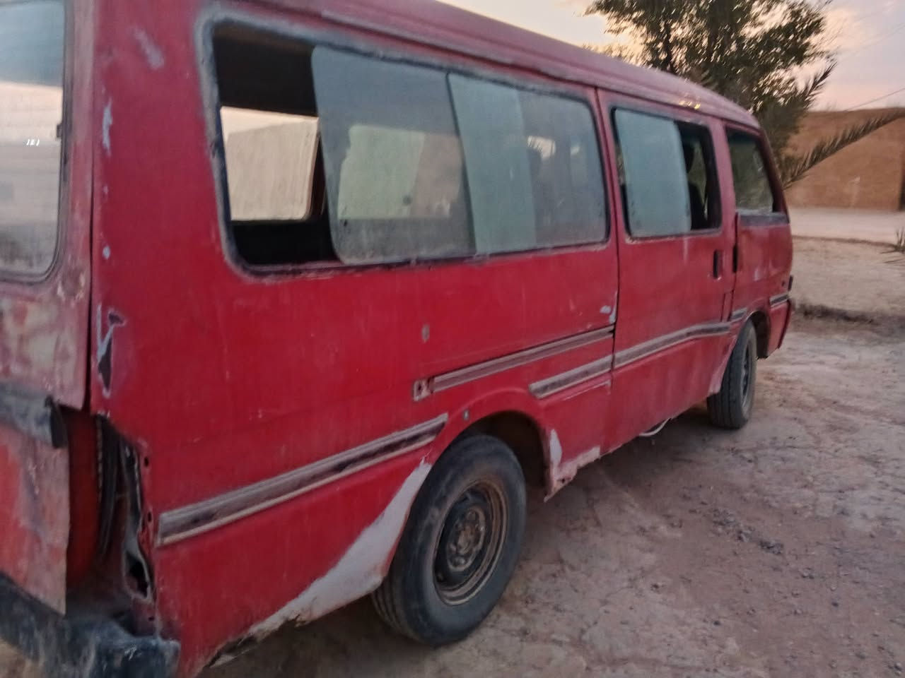 يوجد سياره مازده كفاله محرك +كيرالعنوان صلاحالدين تكريت السعر ٢٠ورقه وبيها مجال الستفسار على رقم ‏‪***********‬‏
