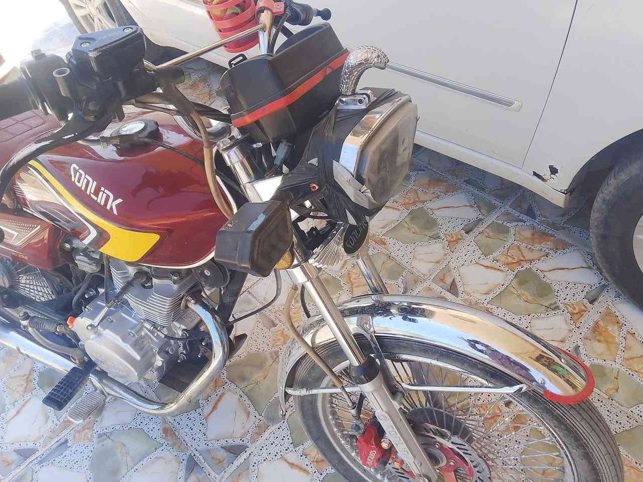 دراجه للبيع موديل 24اوراق دراجه نضيفه محرك ما مفتوح السعر 650وبيه مجال الشراي يتصل على ***********
