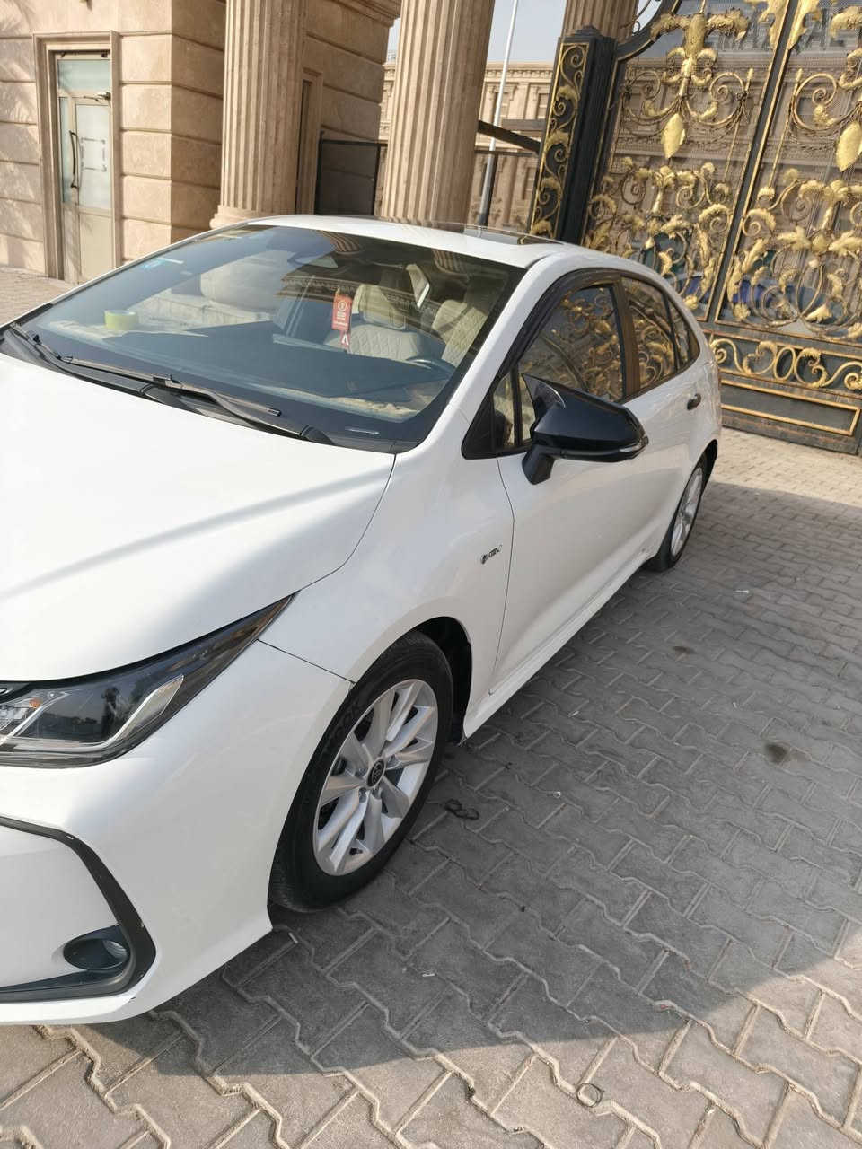 عليكم كورلا هايبرد مديل 25 ماشيه 58الف سياره بيها بارد بل بنيد اصبعين وبل جاملق الوره بيها هم بارد زغير وباقيات على وضعهن ما مصلحات ولجاملق المامي بي سحب كارت سحب على كد اصبعين والصندوق هم بي بارد وسياسي بسمي سعر 141وبيها مجال مكاني بصره شط العرب الرقم ***********
