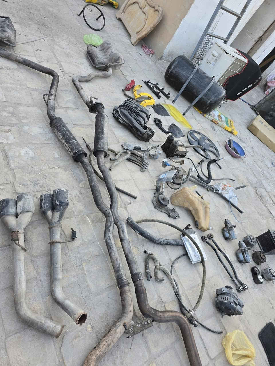 غراض اوباما جارجر للبيع
*********** 
كلمن وسعره
