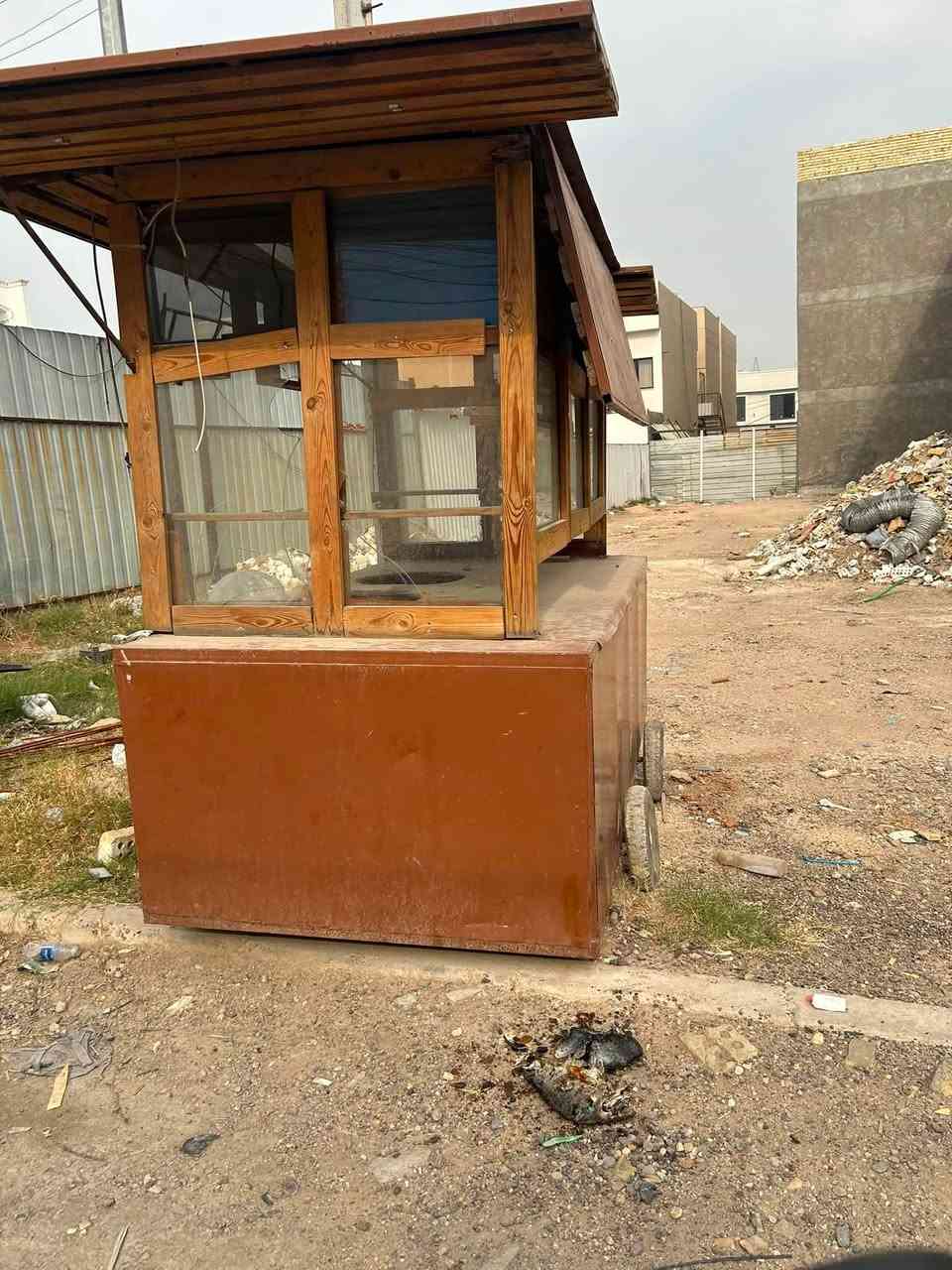 السلام عليكم
عربانه لبلبي للبيع

حديد ثقيل ونظيفة

المكان بغداد حي الجامعة

الرقم ***********
