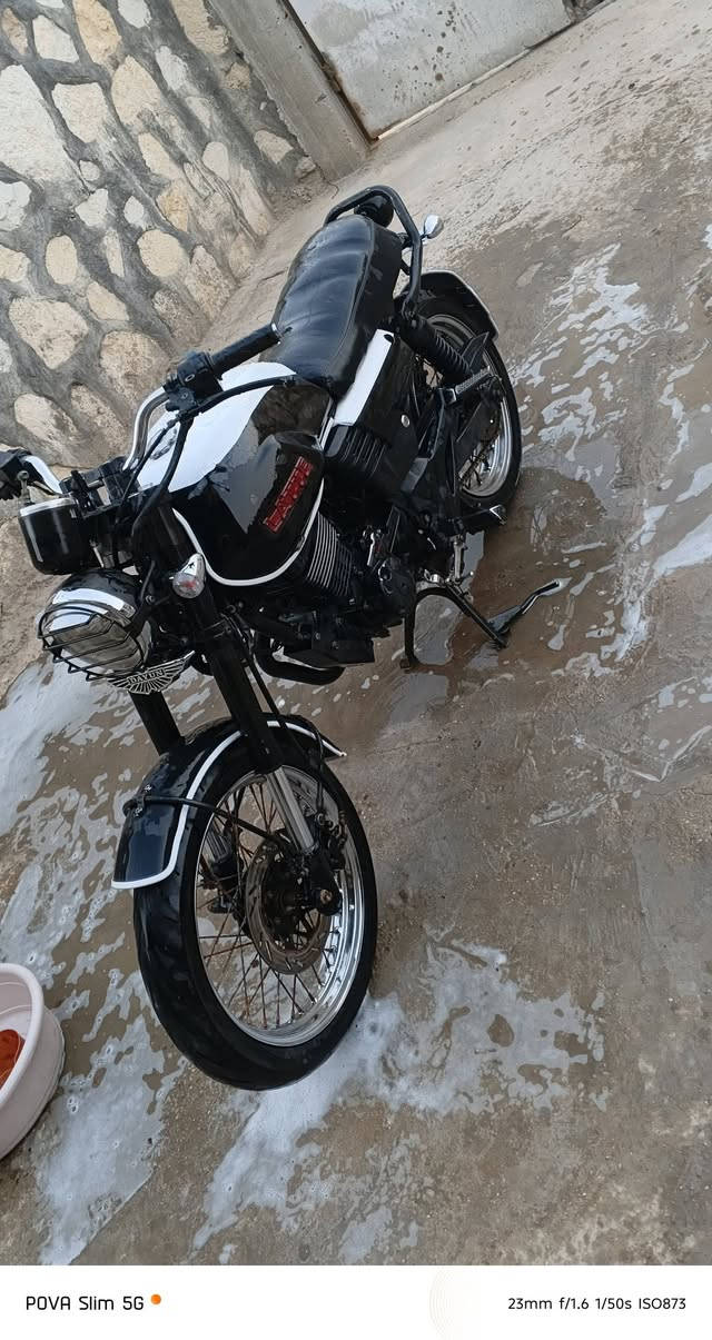 دايون بايتس مديل 2020اوراق الدراجه أكمله مكمله ما عايزه شي الدراجه معدل تايرات نضيفه وحلوهوي وماعايزه شي للبيع أو مراوس مكاني حلها شارع80 ***********
