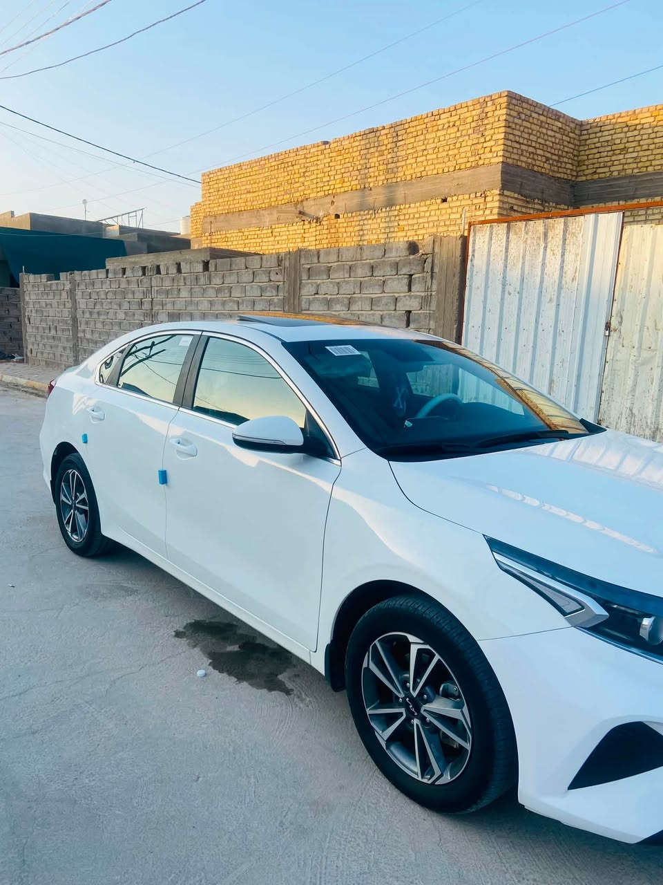 سيراتو موديل 2024 ماشيه 42 الف السيارة باكيت كفالة فول✅فتحه تحكم ستيرن حساس امامي تبريد قطعتين محرك 2000 رقم بغداد هزة وسنوية جديدة مداور ثاني يوم الاستفسار الاتصال ع الرقم ***********
