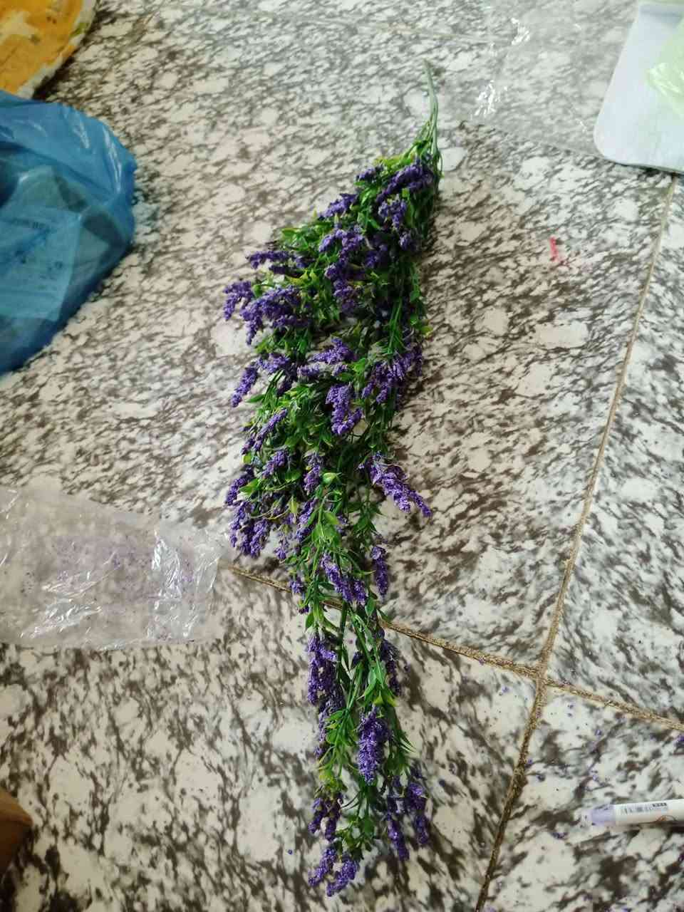 ٢٤٫٥ سم • ٦٫٥ سم • ٢٧٫٥ سم