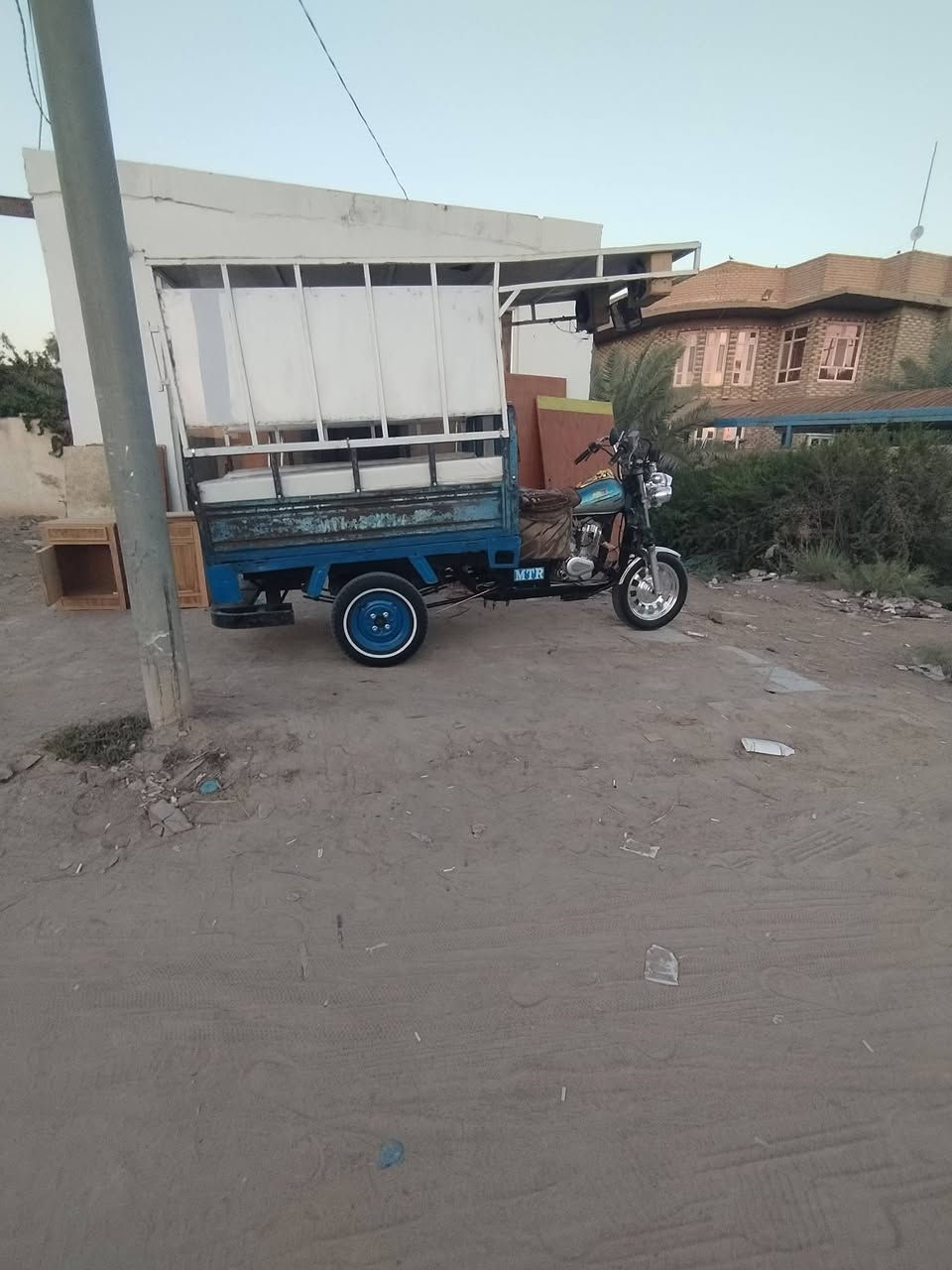 سلام عليكم ستوته للبيع موديل 2011،غراض كله 2025فول ماعيزه برغي وربع ماذب عليها وخير من الله ولسعر مليونين، وبيها مجال قليل ورقم انكليزي بسمي العنوان نجف كوفه هذا رقمي ***********
