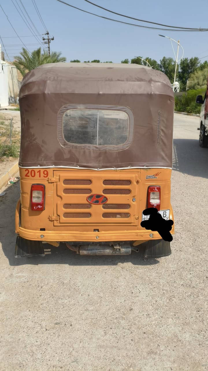 تكتك للبيع موديل 2018 دخول ب 19 رقم وسنويه بصر مشروع وطني وين مجان دور مكينه مجفته الكشر مصبوغ عام شوف العين كهربائيات شغاله سعره 4250 شراي اتصل ***********
