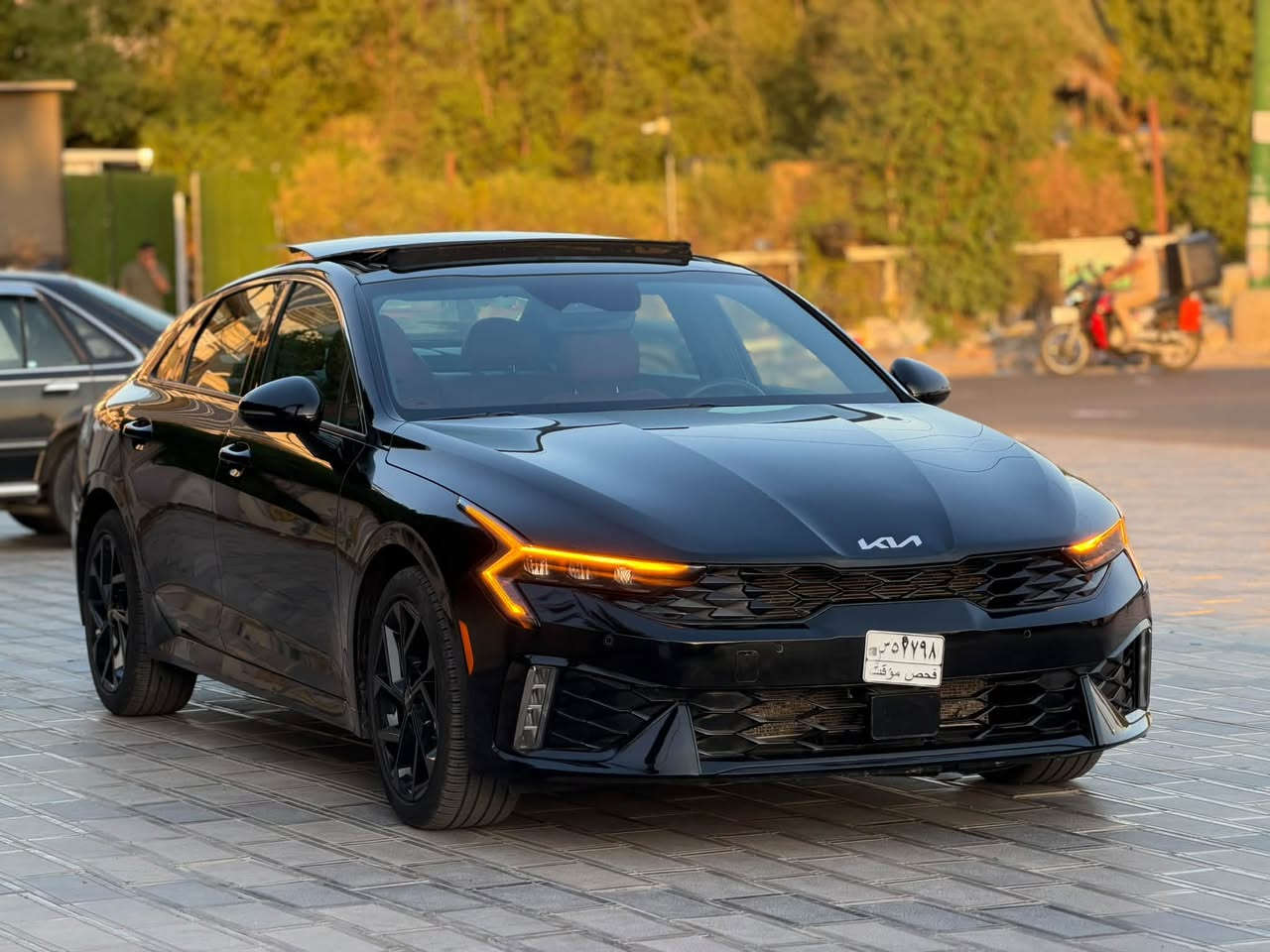ياالله

السلام عليكم كيا K5 GT LiNE 2026 وارد امريكي

Kia K5 GT LiNE  2026 2.5

          حجم المكينه : 2500 تنفس طبيعي

المسافة المقطوعة :  7000 ميل

الضرر : مصلح جاملغ خلفي يسرا وصندوك مبدل 

نفس الون    

                    الايرباك : سليم مطاك ولا ايرباك

#مواصفاتها

1.شاشه

2.بصمه

3.ويل كب

4.كشنات جلد

5.تشغيل عن بعد

6.رادوات

7.بصمة ابواب

8.صندك يفتح عن الاقتراب

9.اشاير بالمري

10. كشافات

11.بنوراما

12.كشنات كهرباء

13.حساسات خلفيه

14.هيترات بالكشنات 

15.بكلايت + مسطره لد

16.شحن وايرليس

17.هندبريك بصمه

18. اوتو هولد

#السعر : الطلب في التعليقات سيأتي إليك مباشرة 

تفاصيل اكثر هذا رقمي

*********** 

تحياتي مكاني بغداد حي الجامعه
