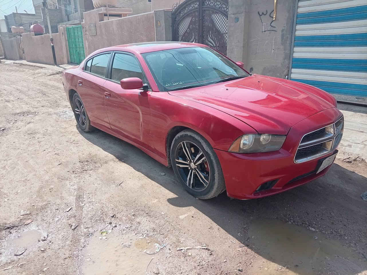 جارجر ١٣ اصل معلاية وهسه فاتحين معامله نرجعها ع موديلها مكمل كلسي باقي بس ادفع ٣ ملايين للكمرك رقم سنوية اصل  وارد كندي ابيع حزام بيها قطعتين بارد وقطعتين صبغ فول للاخير يعرها ٩٠ ورقه قفل والغرامة عليك مكانها بغداد *********** واتساب واتصال علما القرار راح ينفتح هاي الايام ولان ماعمدي فلوس الكمرك اريد ابيع الي يشتري يمكلها وره راس الشهر اسف علئ الاطالة
