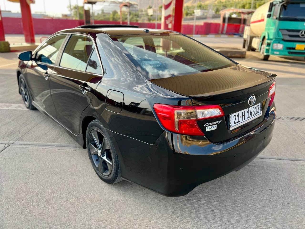 كاميري. 
مؤديل  ٢٠١٢
فول فول مواسه فات
٢پارجه بو ياغ 
بي ناو پئش  و پشت كه پس
١٣٥هه زار  رؤشتوه 
سه نه وي نويه 
 شوختي نيه ساردي نيه 
جوار تايه  و ويلي  نوي 
سلايت 
شاشه و كاميرا 
كوشن جلد  كاراباي
ته بريت  و تودو تؤلي به شه رد
ئه رباك به شه رد
 نرخي 118$
***********
*********** رانية, السليمانية
