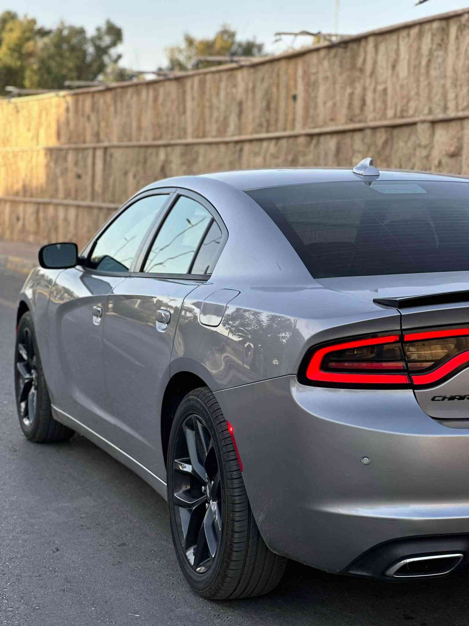 السلام عليكم
الرياضي المرغوب
جارجر SXT
وارد أمريكي 
دبل بصمه 
موديل ١٨ 
رقم أربيل 
سنويه جديد 
هزه جديد
شرط التحويل فقط 
ماشيه ٩٤ الف ميل 
.
الضرر 
جاملخ امامي اليسار الكدام فقط مبدل بدون دواخل بدون ايرباك بدون شاصي 
وبيها مكانين بارد باب السايق والصندوق
.
الموصفات 
شاشه كبيره 
كشنات مخمل 
مانع انزلاق 
تحكمات ستيرن
ابل كار بلي 
شفتات ستيرن 
كشن امامي كهرباء 
قطعتين تبريد 
كشنات امامي تدفئه 
سياره جاهزه وما ناقصها شي
.
الموقع الموصل حي نركال 
لمعرفه السعر الاتصال على الرقم 
***********
