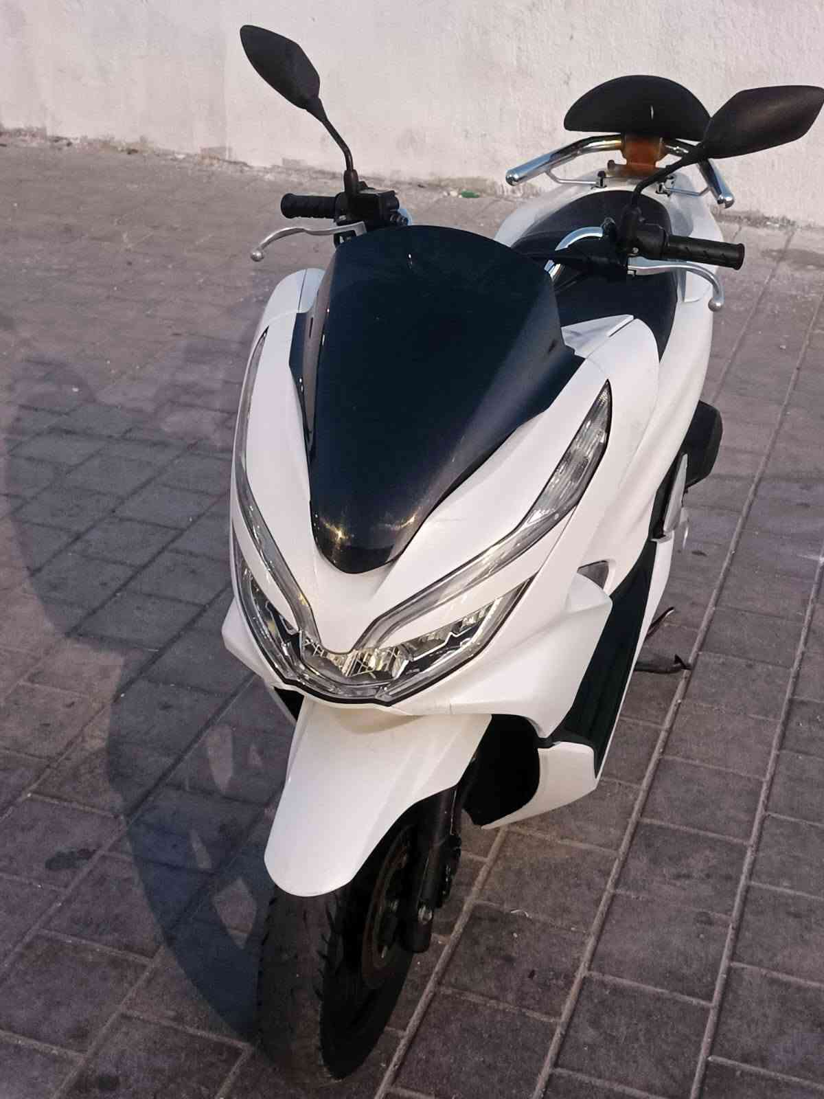 سلام عليكم بي سي اكس جيل الثالث
وارد كوري مكفوله كفاله عامه ماشيه 19الف 
دراجه فول شلعه معدل نعومه خير من الله 
حساس زدحام ستان كهربائي تجوه بلاديه 
سكن بغداد حي النصر ***********
