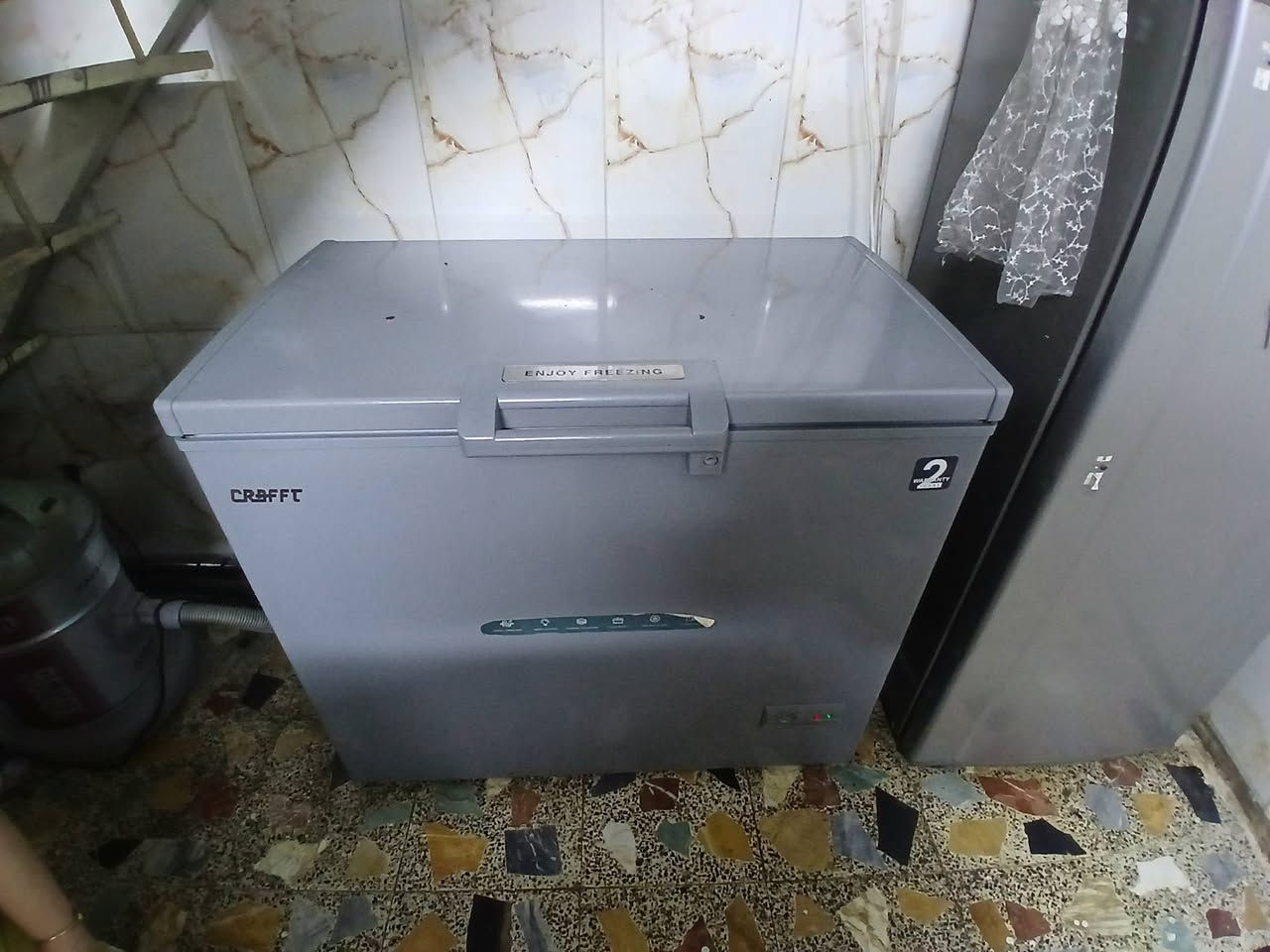 غراض مطعم للبيع العنوان بغداد مدينه الصدر شراي يتصل ***********
