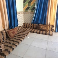 جلسة عربية • ١٤م • استقبال ٧م