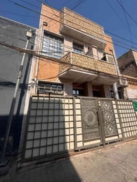 للبيع للبيع مشتمل للبيع ٣٠ متر واجها ٣ ونزال ١٠   مشتمل مسلح يحتوي على...