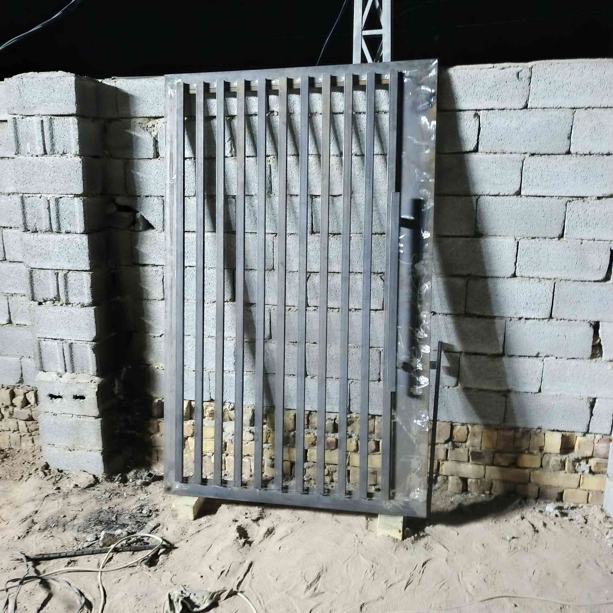 مصطفى الحداد • حدادة • عفك