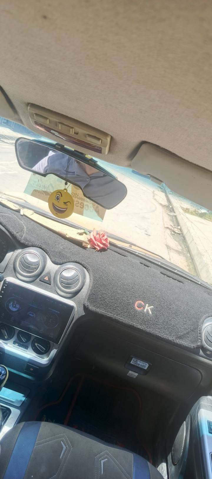 سيكي 2013 كصه جديد 
كير محرگ. شرط  تبريد فقط غاز. هيئه عليها 200 تنزل من حكها تستلم صافي 
  شرط تحويل  
كوبون بانزن بيها 
سعرها 36 وبيها مجال  ***********

