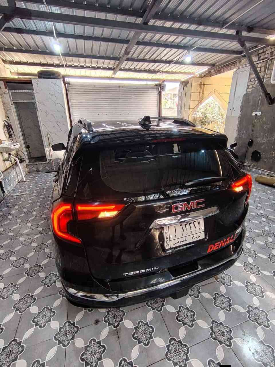 السلام عليكم
GMC
تيران 2019 محرك 2000 تيربو (دينالي) فول موصفات
غنية عن التعريف
1 /تيران 19 محرك 2000 تيربو
2/گير 9 نمر
3/ كشنات جلد تدفئ نظيفات  جدا
4/بانوراما
5/ بصمة أبواب 5
6/صندوق كهربائي يفتح ب 3 أماكن (البصمة/دكمه باب السياق/ وحساس قدم من جوه الصندوق)
7/تخم تاير جديد
8/لون السياره اسود دواخل سود وصاجي
  الــسـعــر 140 وبيهه مجال لشراي  
 جوه السواك والكل تعرف مواصفاتهن واسعارهن
(هواي مواصفات السيارة الدينالي)
وترهم مراوس جارجر  لو   اوباما
للاستفسار الاتصال على الأرقام
***********
***********
مكاني البصرة  قضاء المدينة
