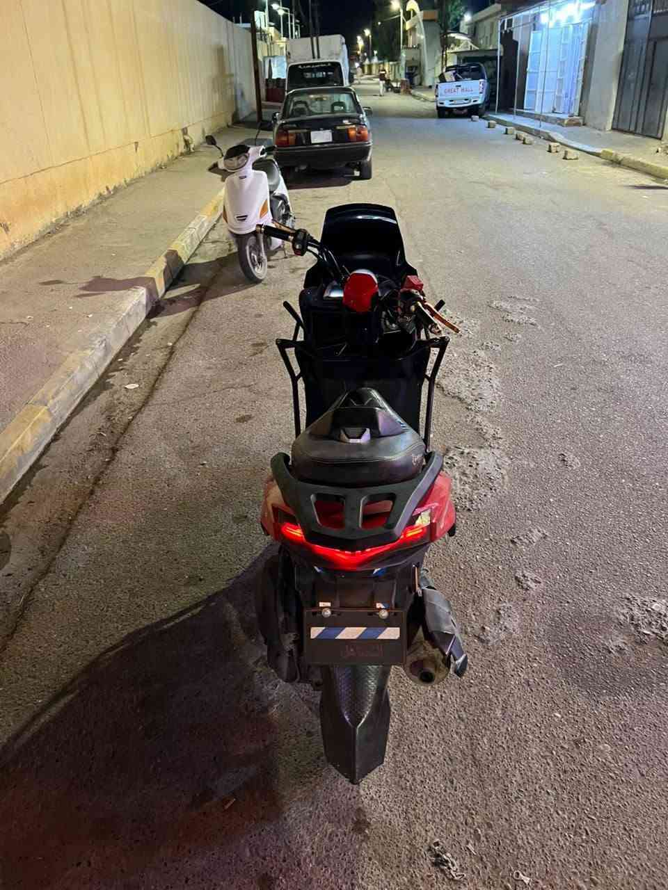 نوع دراجة...سترونگـ...موديل 2023...بيها ضرر خفيف المحرك 50cc السعر 775 بيها مجال بسيط للطيبين
*********** كورك
*********** اسيا
