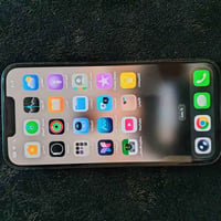 ايفون ١٣ ١٢٨ • بطاريه ٩٠ • مكفول