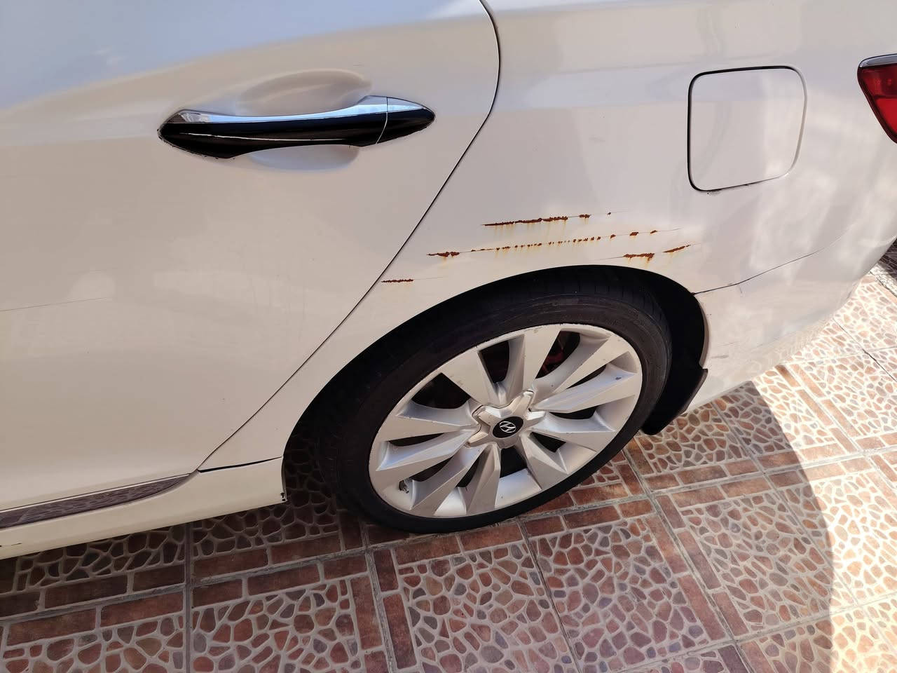 السلام عليكم شباب ازيرا موديل 13 خليجي   فول مواصفات للخير كفاله عامه   هاذا سونار كدامك.   سعرها 118وبيها مجال مكاني بابل الاسكندرية الحصوه تصل ودلل بيع او مراوس    رقمها اربيل دولي بسمي 
***********
***********
