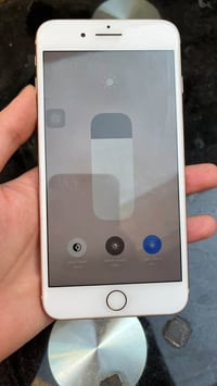 ايفون 8 بلس • ٢٥٦ • شريحة ماتشتغل