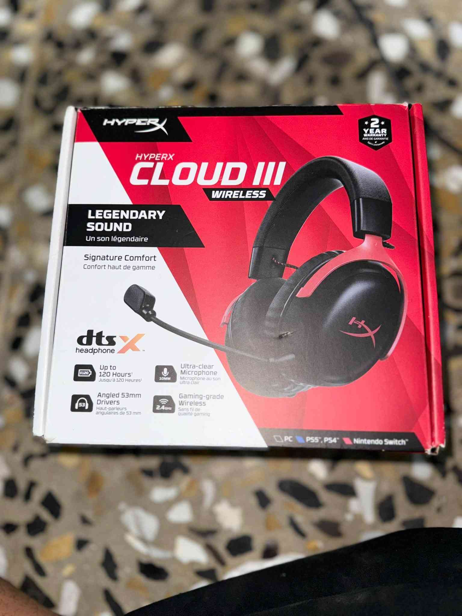شاشة • سماعة HyperX • كربلاء