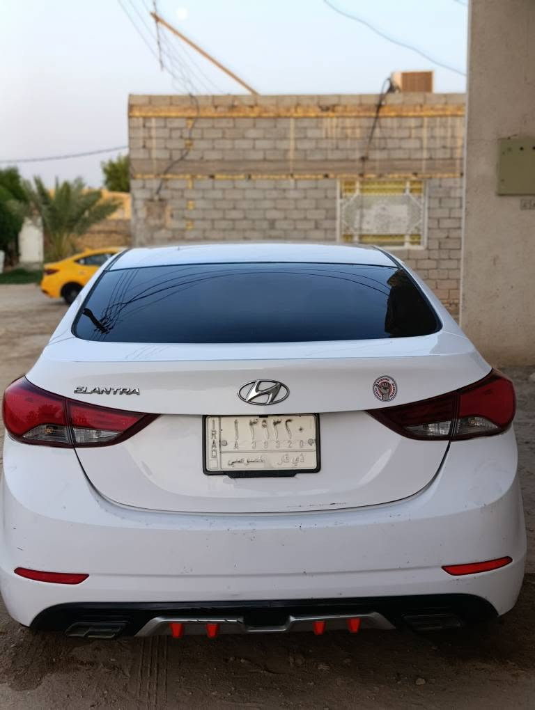 النترا 2015 رقم ذي قار حره تحويل ثاني يوم وارد خليجي مكفولة من الضربه والتبديل والصبغ السياره جاهزه مكينه كير حداديه تبريد مكفولات محرك 1600 دوش مواصفات شاشه كامره تحكم استيرن اشاير بل مرايه حساسات أمامية وخلفية وباقي المواصفات المعروفه السعر 107 وبيها مجال للشراي للاستفسار الاتصال على الرقم *********** مكاني ناصريه الزبير, البصرة
