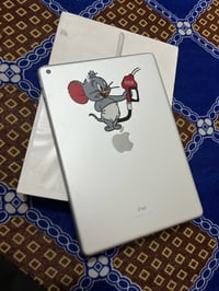 ايباد 9 ذاكرة 64 بطارية 98 نضافة فووووول مكاني بلديات رقمي 07746638000