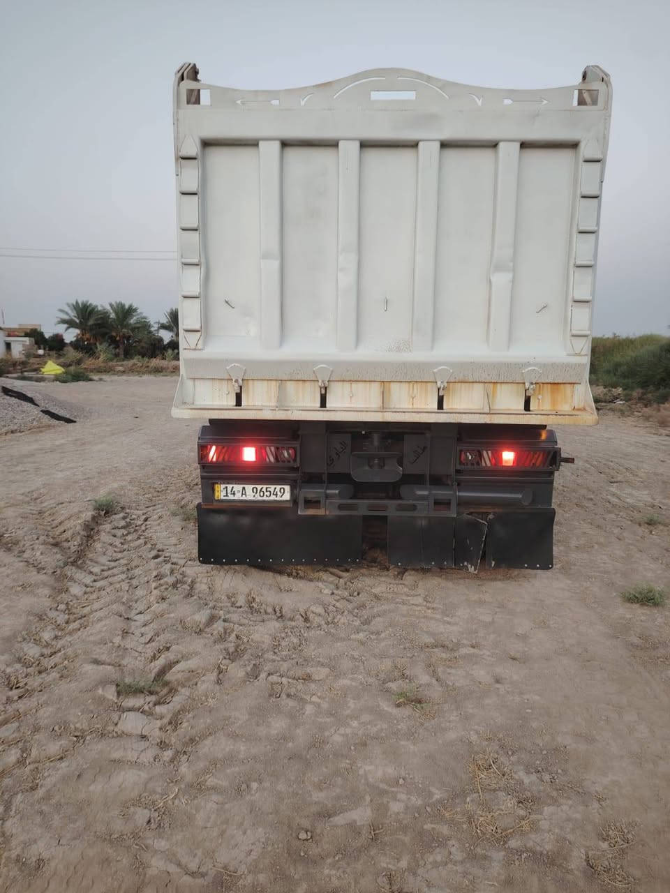 بســـــــــــم الله الرحـــمـــن الرحــيــم..
توجد مقطوره للبيع تخم تاير جاهزه للعمل
المكان محافظة واسط فمن يرغب بالشراء والاستفسار يمكنه الإتصال على الرقم التالي .. علماً إنا مكلف بالنشر فقط 
***********
