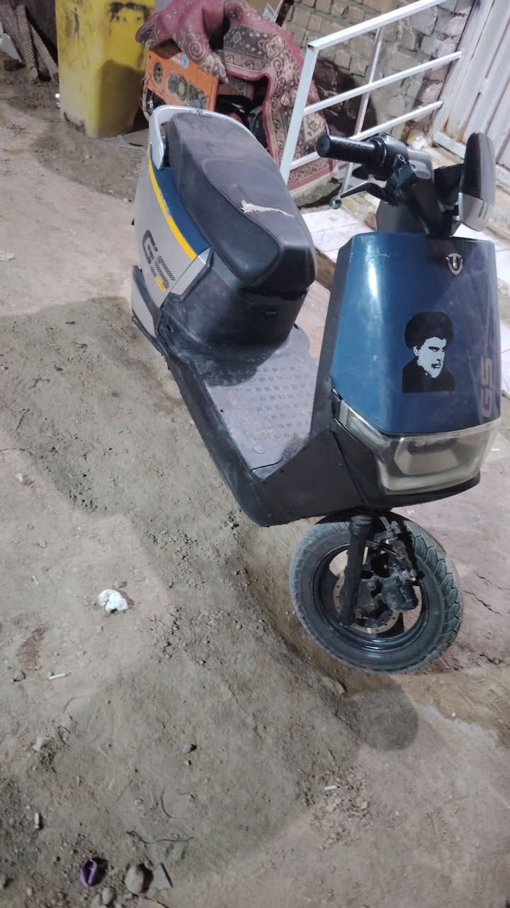 دراجه شحن للبيع بطارياتها بيهن تعبانات
شوفت عينك شرط مشيها وكلشي شغال بيها بس البطاريات قسم منهن يتبدل حسب حجي المصلح كال وحده لو ثنين يتبدلن ويدت البريك الخلفي تتبدل
مكاني سوك الشيوخ ***********
