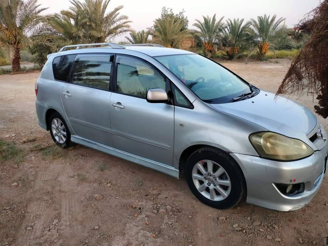 السلام عليكم ابصم كرستال اصل
موديل 2004 معلايه 13 ماشي بمعاملاته وكاله مضمونه ابيع هل الموجود السياره جاهزه تبريد مكينه جديده توني شاده بيه قطعتين صبغ مكفوله بيع او مراوس بالنتره 
***********
