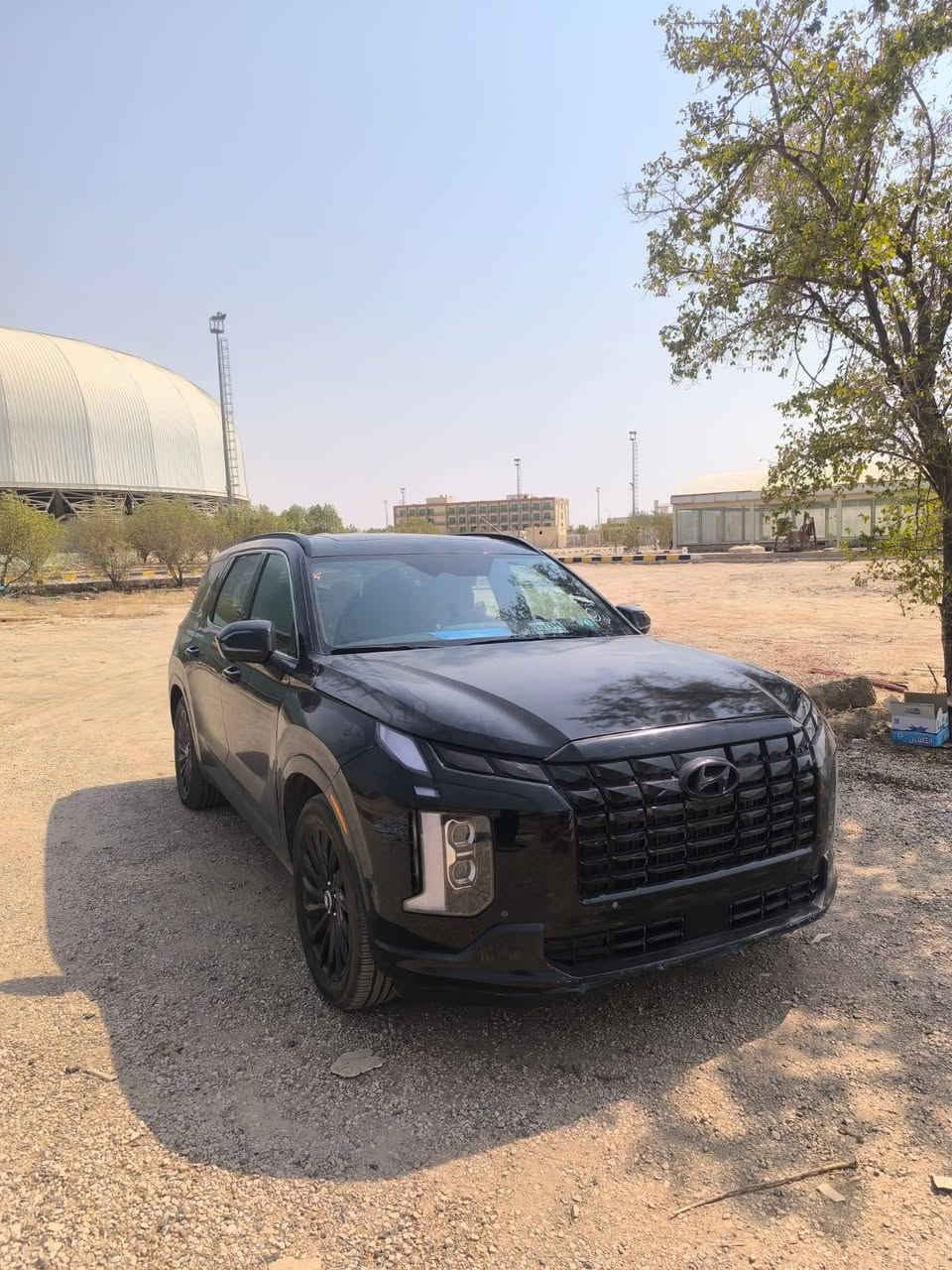بلسايد موديل 25  ماشية 10تالاف
السعر 290وبيها مجال 
حادثة بنيد وجاملغ عالبارد 
فول مواصفات أعلى فئه كالكراف
 1 بصمه _تشغيل عن بعد
2 _ كشنات جلد سياحي VIP 
3-شاشه _ تحكمات
4 _ انظمه قياده
5 _ حساسات _ رادار 
6تبريد ما شالله
7 _ كشن كهربائي
8 _ تدفئه كشنات 
9_ هاند بريك بصمه
10 _مانع انزلاق
11 _اشاره بالمريء 
12_ جنطه شفط كهربهائي
13 _ 7 راكب 
14مودات قيادة -كامرة -رادار جانبي
15 -نقطة عمياء -اشارة بالمري 
16-تحديد مسار اوتو ستوب 
17-تحكم استيرن جهتين -شفتات بالستيرن
18 -محرك 6 سلندر -3800
بعد بيه هواي مواصفات 
مرقم شهداء كربلاء
***********
