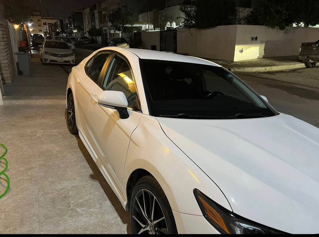 كامري SE • ٢٠٢٣ • ٧٣٠٠٠ ميل