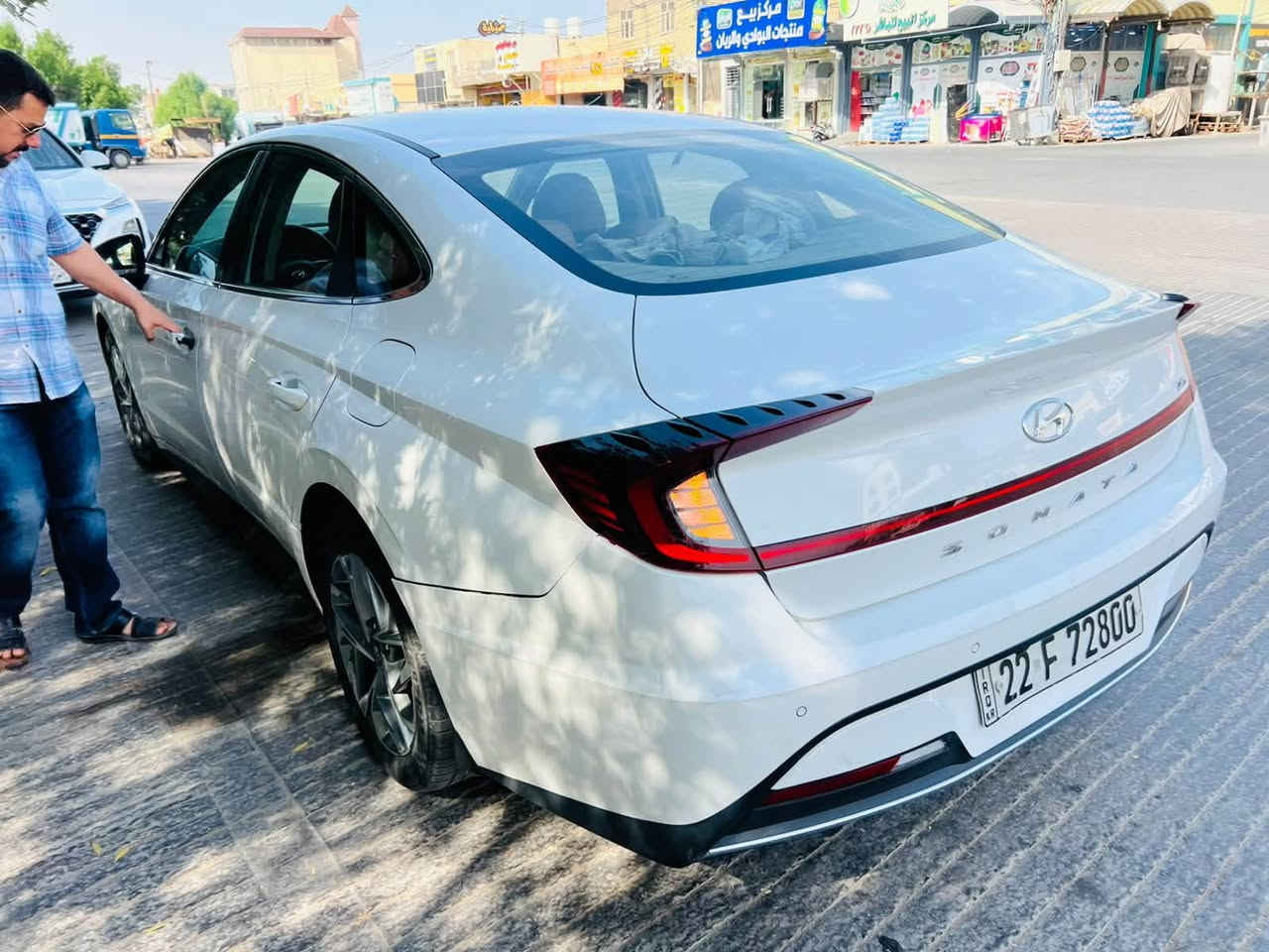 سلام عليكم اخوان عندي سوناتا 2020 رقم شمالي تحويل او وكالة . خليجي السيارة . محرك 2500 دوش . ماشيه 117 الف كيلو متر . محرك وكير بلادي شرط بدون فتح . مواصفات داخل قرميدي تبريد قطعتين 5 ويل كب كروم حساس خلفي لدات امامي وخلفي مري شفط وباقي مواصفات الخليجي المعروفه جاهزة من كلشي ونظيفه استخدام شخصي . موضح بالفيديو كل التفاصيل بيها بابين صبغ ورصعات حالوب خفيفه كلش . مكان السيارة النجف الاشرف . سعرها 150 وبيها مجال جدا بسيط للطيبين للاستفسار ***********
