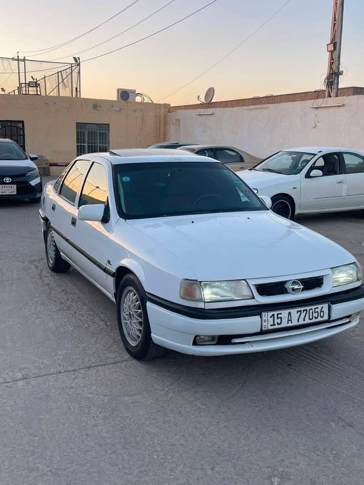 سلام عليكم 
للبيع أوبل فكتره موديل 1993 
محرك وكير وصدر وكهربائيات كلها فول 
ما ناقصها شي السياره جاهزه 
محرك 1800 كير عادي 
تخم تاير جديد 
السياره بلادي لا صبغ ولا خياس فقط 
براس البنيد صبغ 
داخل جديد مدوشم تخم بطاين 
تنته وجام كهرباء 
رقم انبار جديد سنويه 2031 
تحويل مباشر 
سعرها 35 وبيها مجال قليل 

للاستفسار *********** بي وتساب
