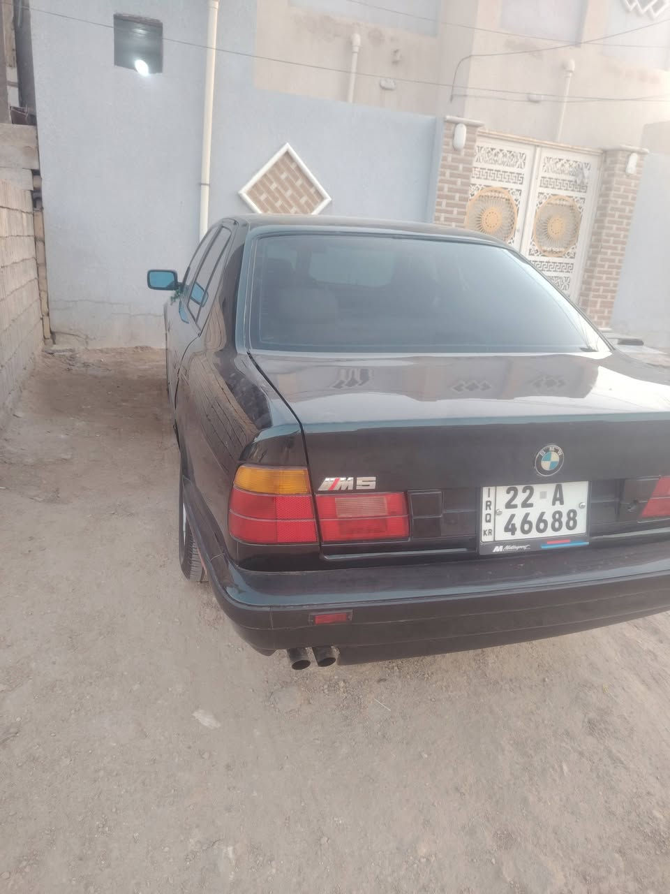 السلام عليكم 
 BMW 525
للبيع رقم أربيل
السياره كفاله عامه
مصبوغه  عام جماليه
تحويل مباشر
بيع ومراوس
75 وبيه مجال  حك الجيه
الديوانيه قضاء الشنافيه
***********
