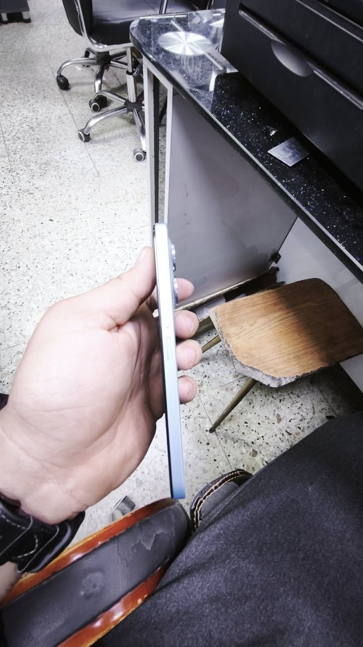 هونر x7e
جهاز جدا نضيف مستعمل اسبوع غراضه مامفتوحه 
ذاكره 256/عشوائيه 6
مكاني البياع شارع 20
240الف 
للتواصل 
***********
