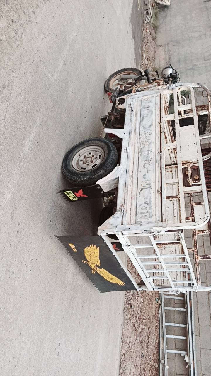 ستوته ام الطير خير من الله نضيفه  مديل2013كبل للشارع جاهزه السعر 850وبيهه مجال للشراي *********** جسر الجورجيه
