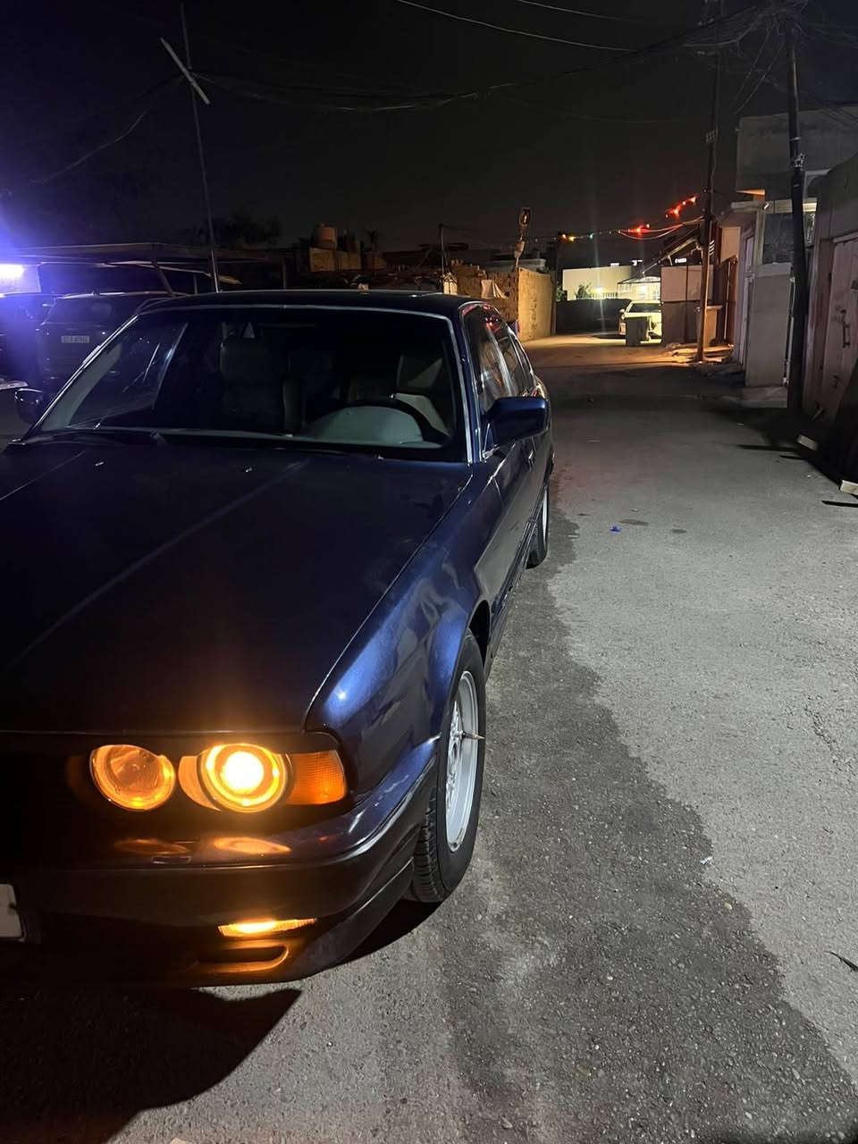 بي ام بسمي موديل 93 سعر 50 مكان بغداد محموديه تخم تاير صدر حداديه مكينه او كير كله جديد رقم ***********
