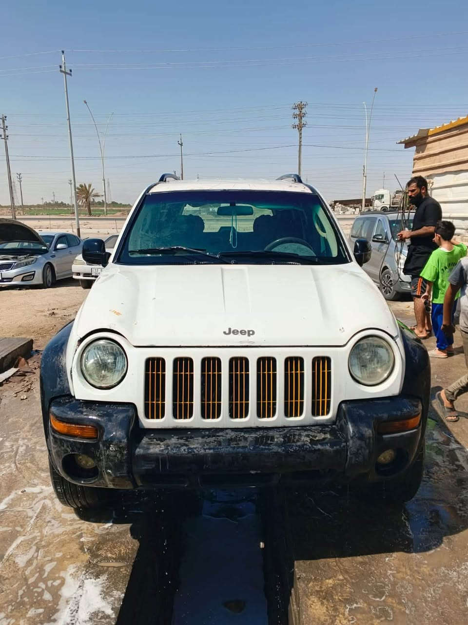جيب ليبرتي مزاد الداخليه السعر 37بيها مجال للطيبين مكانها البصرة سياره للاتصال والاستفسار رقم موبايل***********
