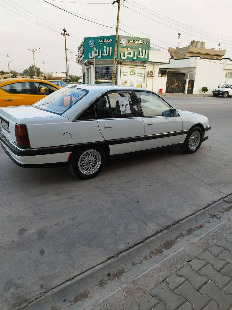 اوبل اوميگا • گير عادي • ٢٠٠٠ سي سي